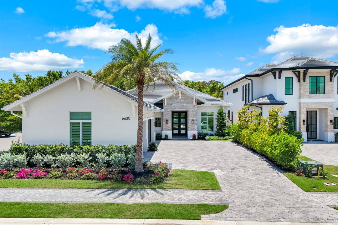6630 Palisades Ave, Naples, FL 34109