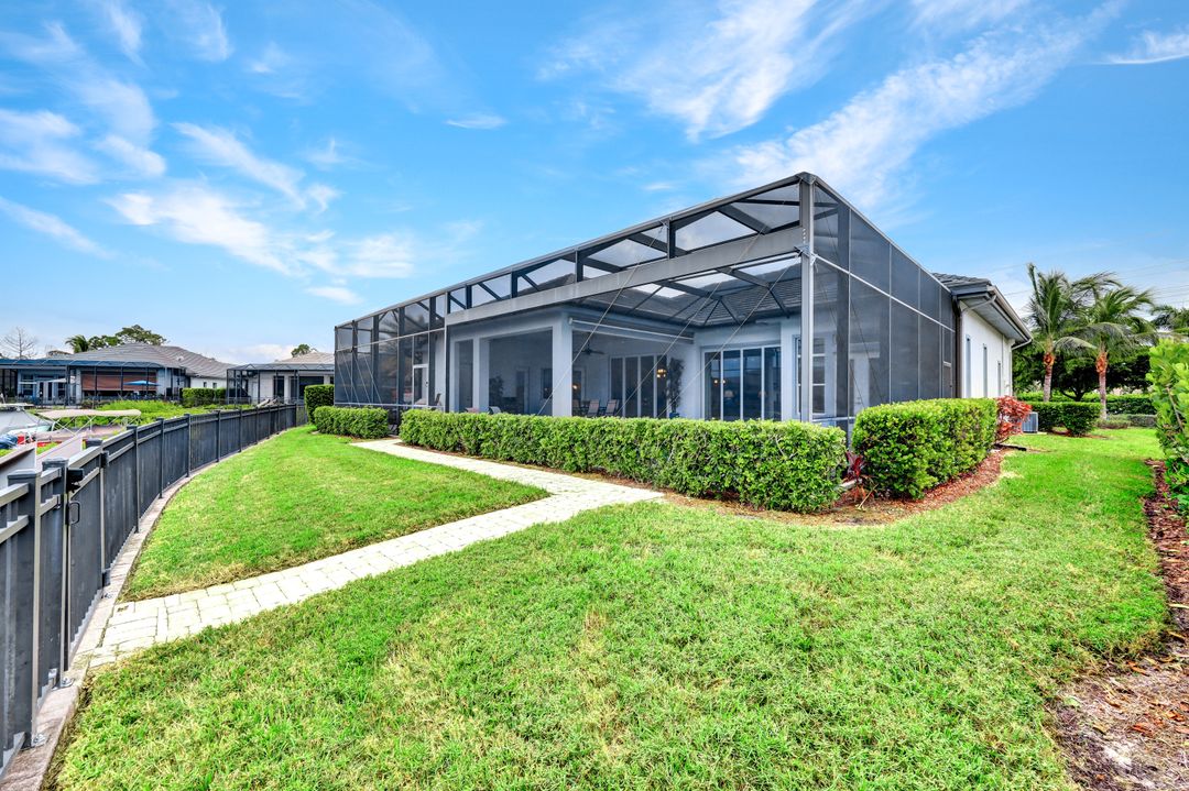 17300 Hidden Estates Cir, Fort Myers, FL 33908