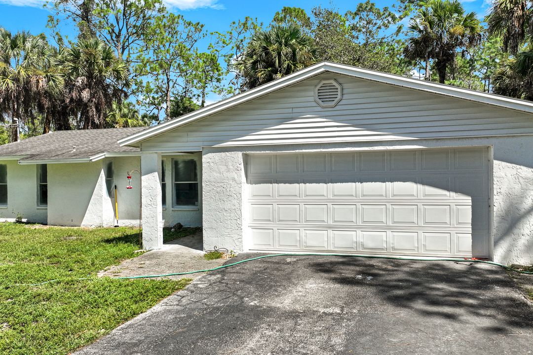 170 Logan Blvd N, Naples, FL 34119
