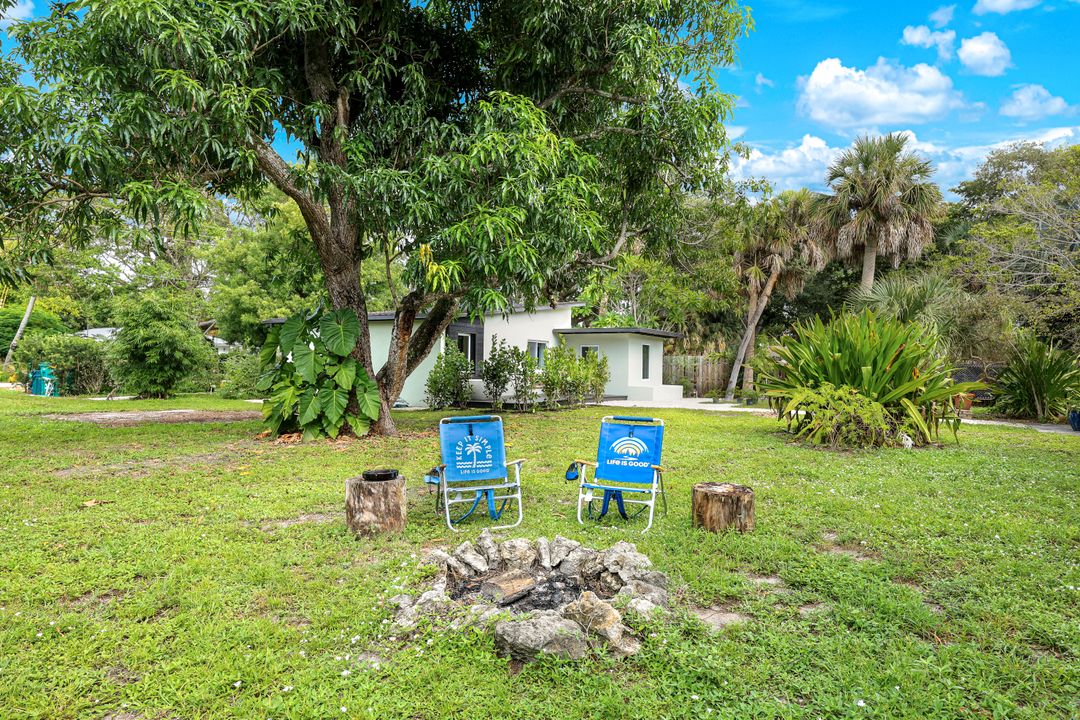 3032 Coco Ave, Naples, FL 34112