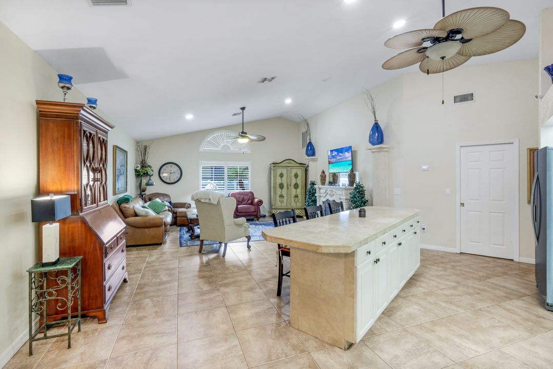 2310 SW 53rd St, Cape Coral, FL 33914