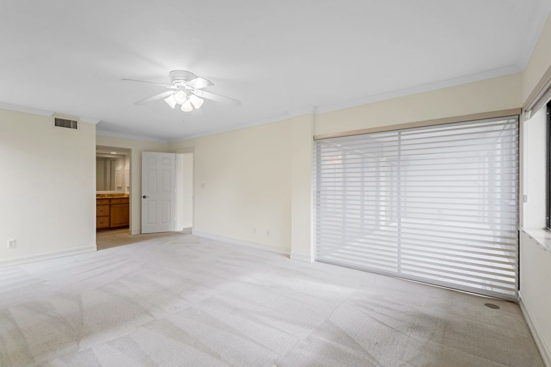 545 Lake Louise Cir #104, Naples, FL 34110