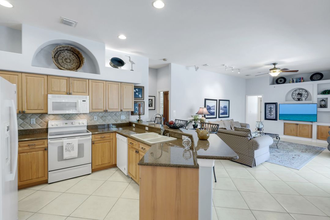 9550 Cedar Creek Dr, Bonita Springs, FL 34135