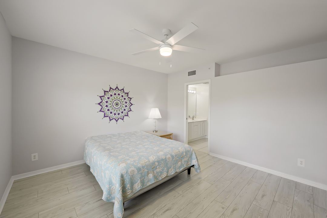 5035 Cedar Springs Dr #103, Naples, FL 34110