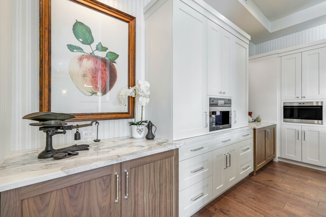 1610 Briarwood Ct, Marco Island, FL 34145