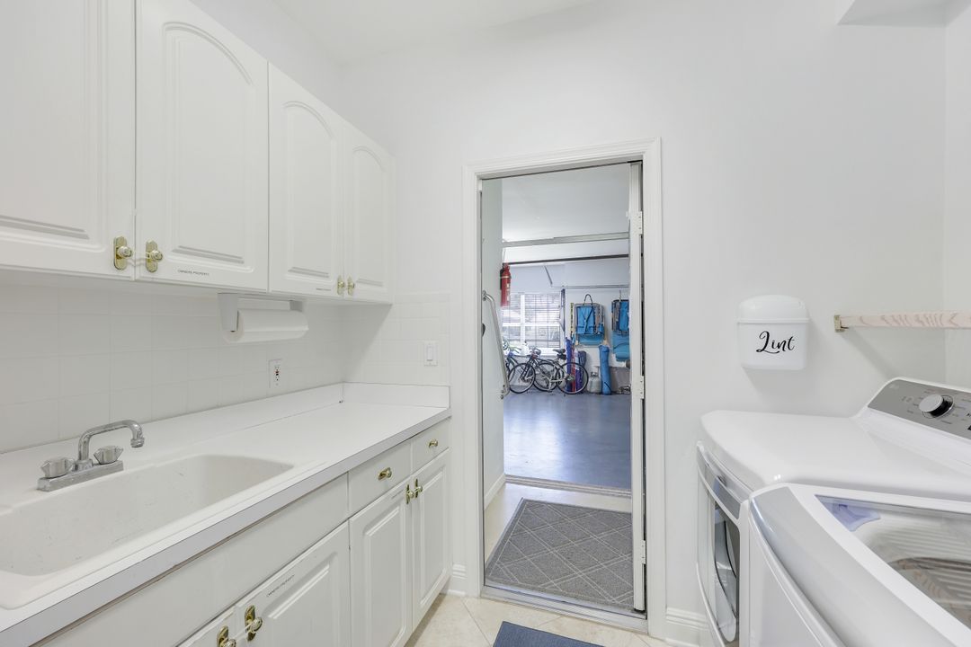 28901 Regis Ct, Bonita Springs, FL 34134