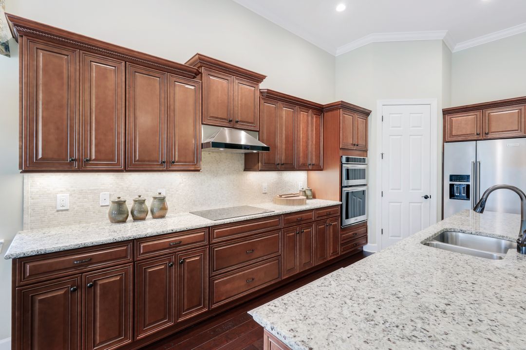 9244 Gypsum Way, Naples, FL 34120