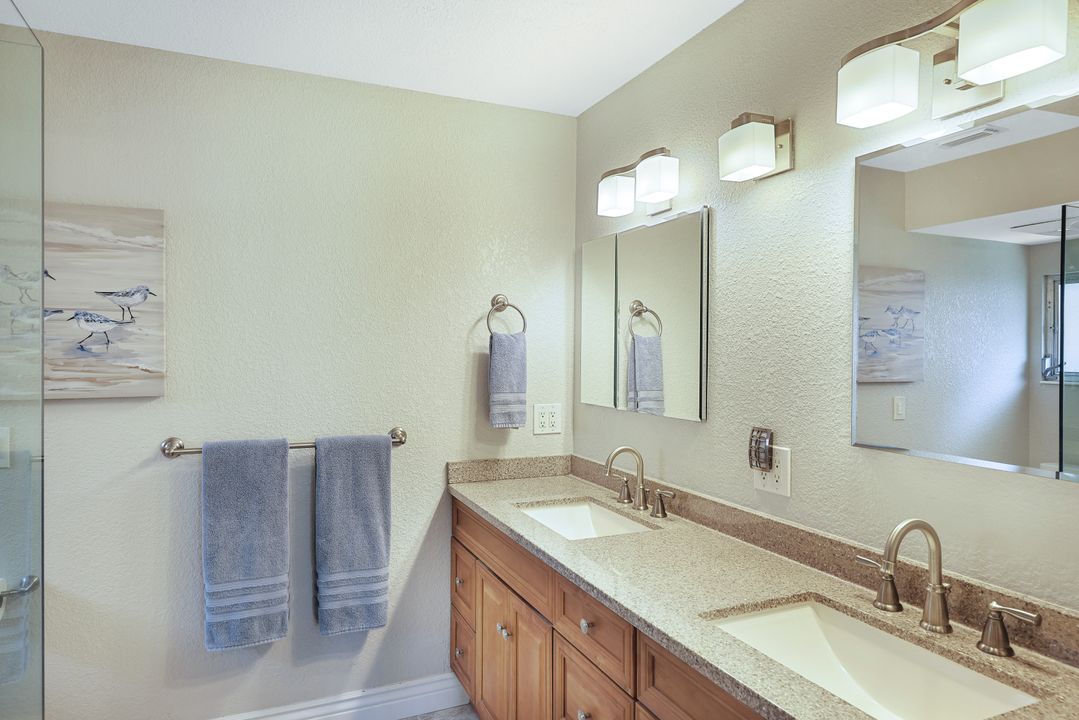 5313 SW 8th Ct, Cape Coral, FL 33914