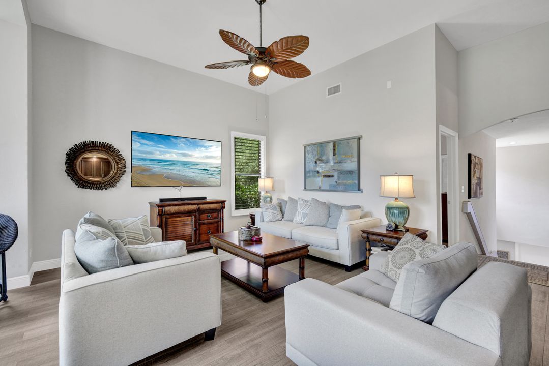 7056 Pelican Bay Blvd #201, Naples, FL 34108