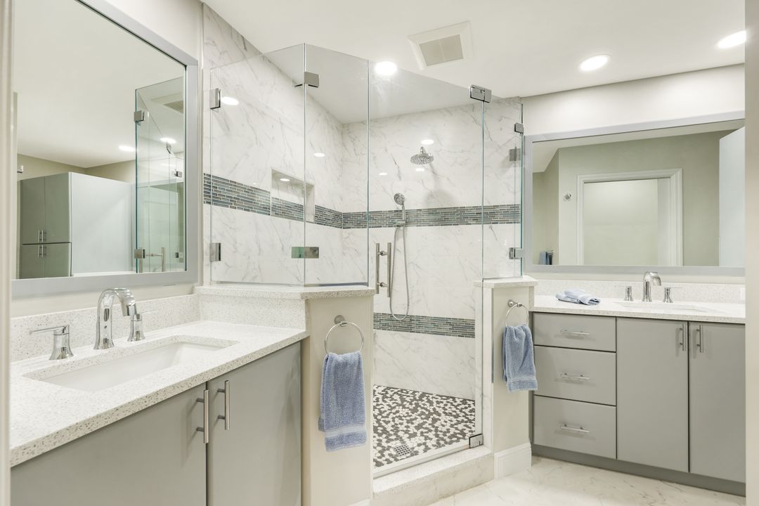 6240 Reserve Cir #802, Naples, FL 34119