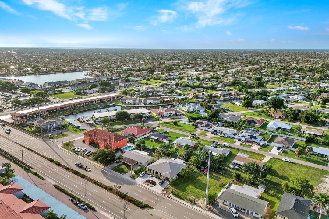 225 Cape Coral Pkwy E, Cape Coral, FL 33904