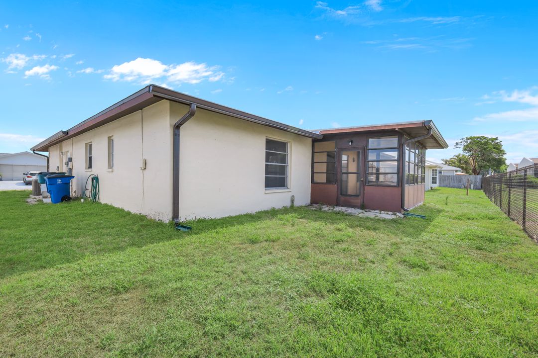9840 Owlclover St, Fort Myers, FL 33919