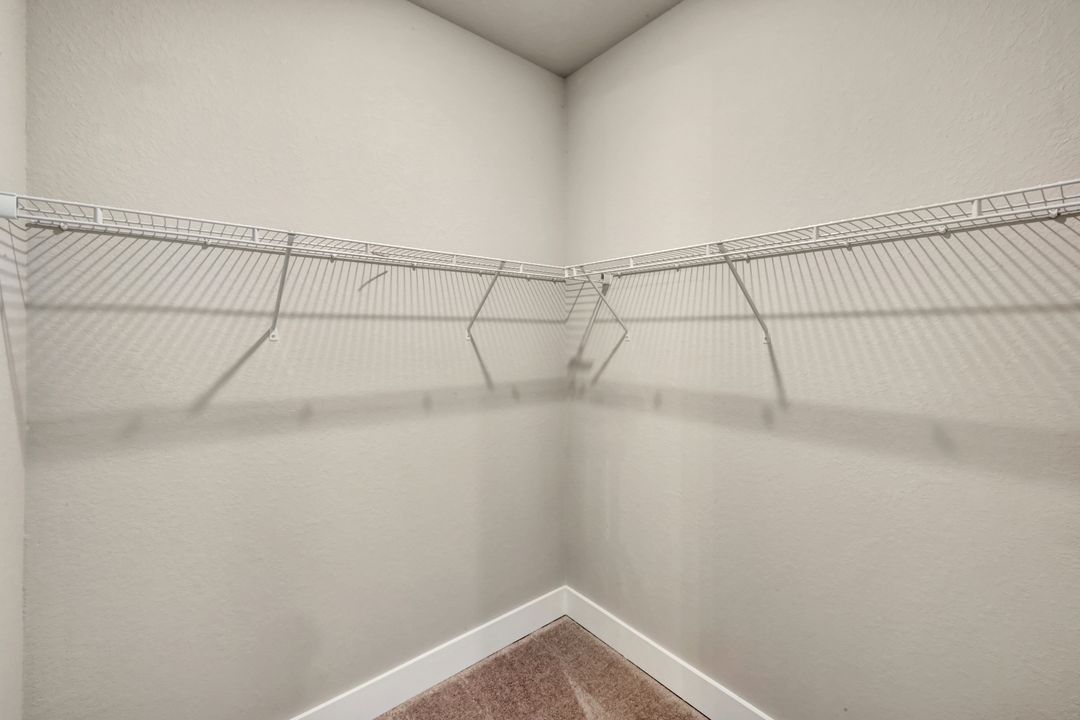 2721 SW 11th Ave, Cape Coral, FL 33914