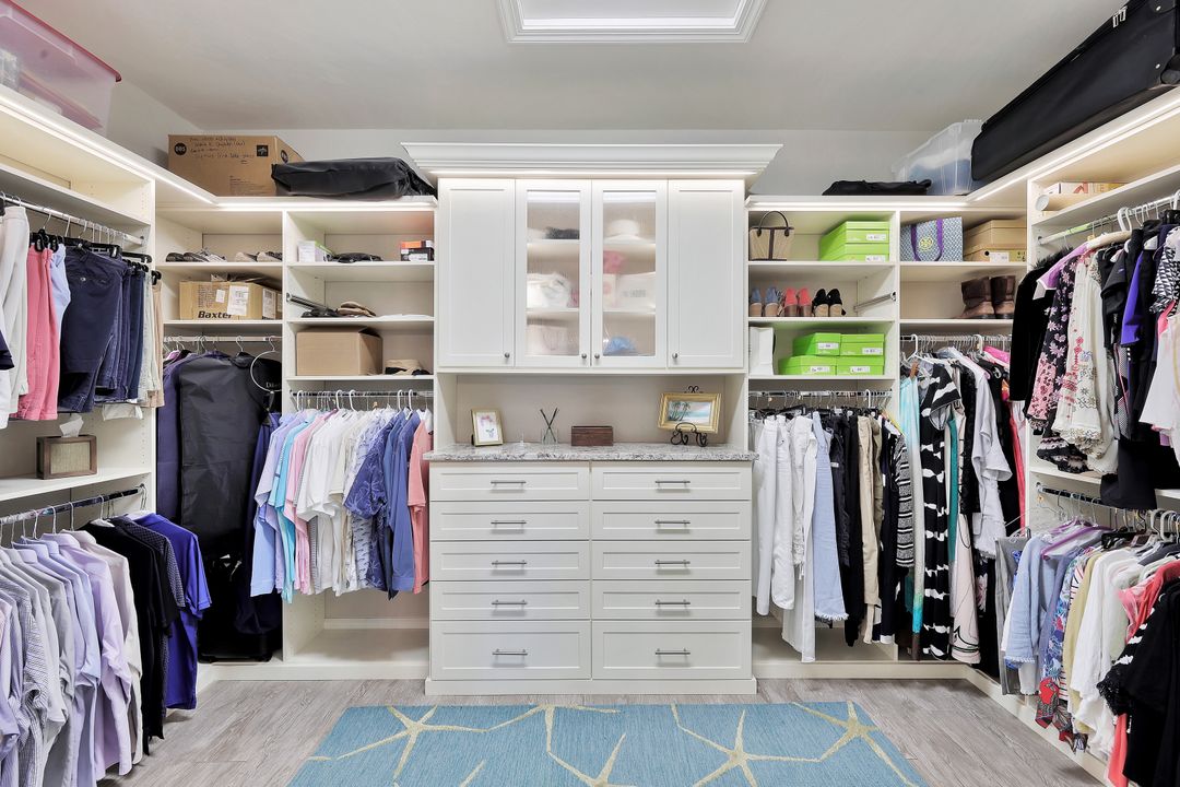 9410 Galliano Ter, Naples, FL 34119