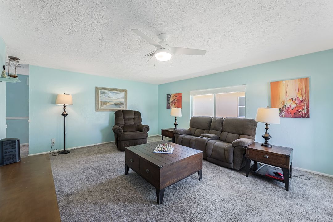 764 104th Ave N, Naples, FL 34108