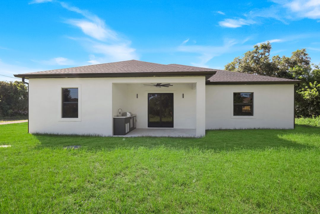 6044 Acorn Cir, LaBelle, FL 33935