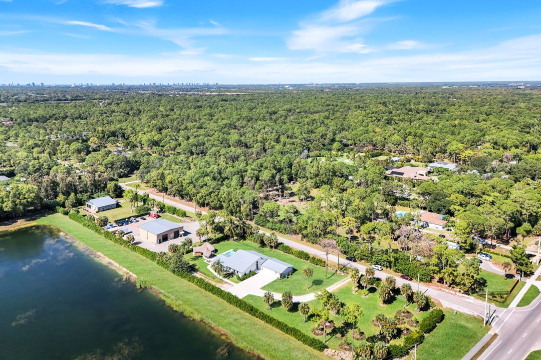 5630 Copper Leaf Ln, Naples, FL 34116