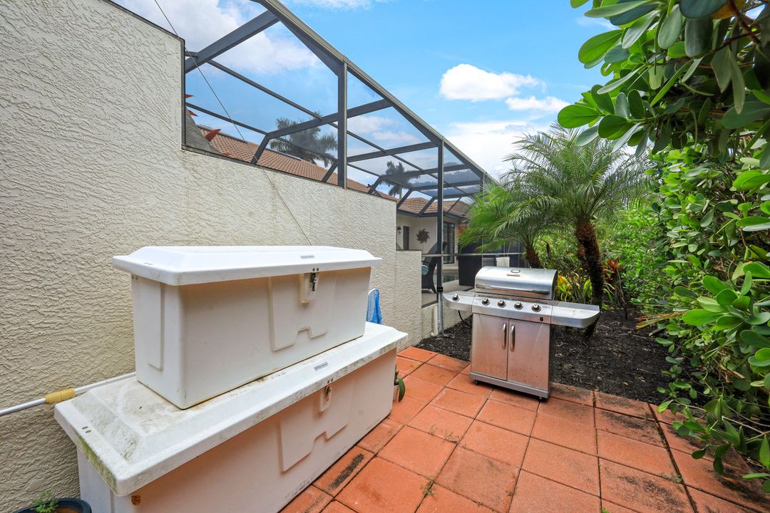 174 Clyburn St, Marco Island, FL 34145