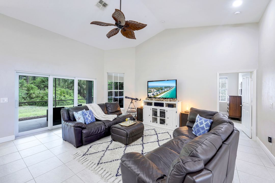 3611 1st Ave NW, Naples, FL 34120