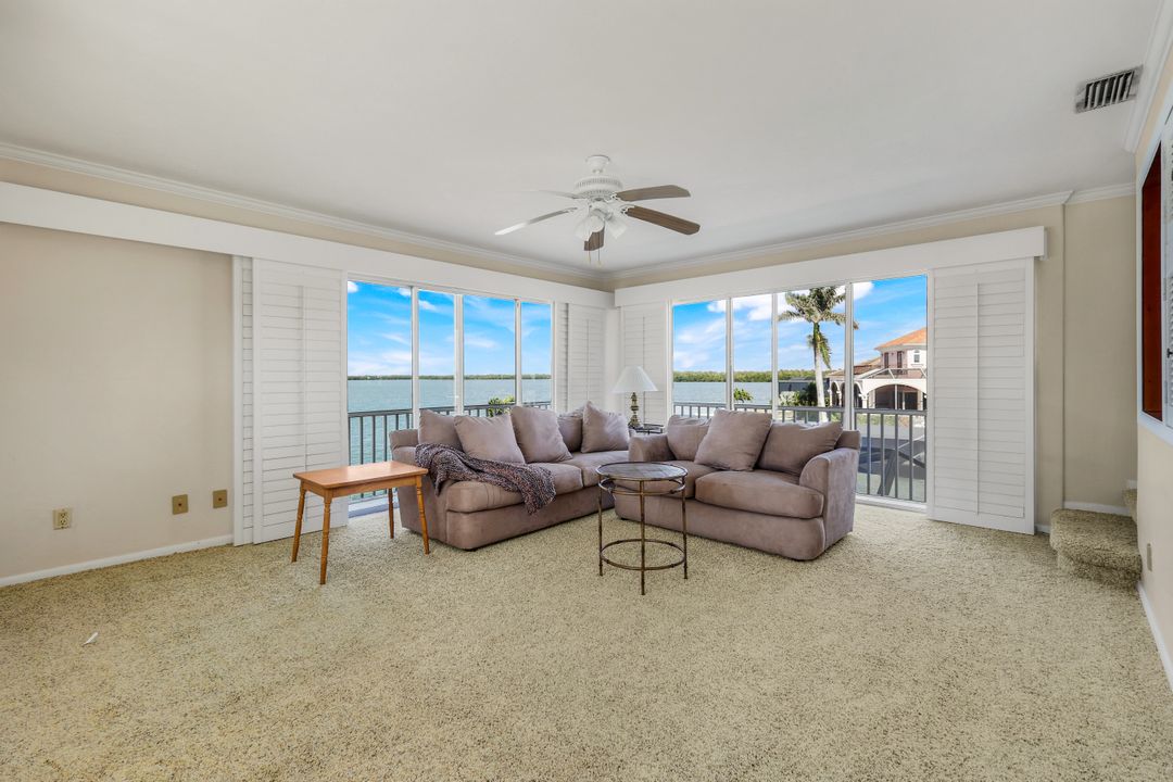 1893 Cascade Ct, Marco Island, FL 34145