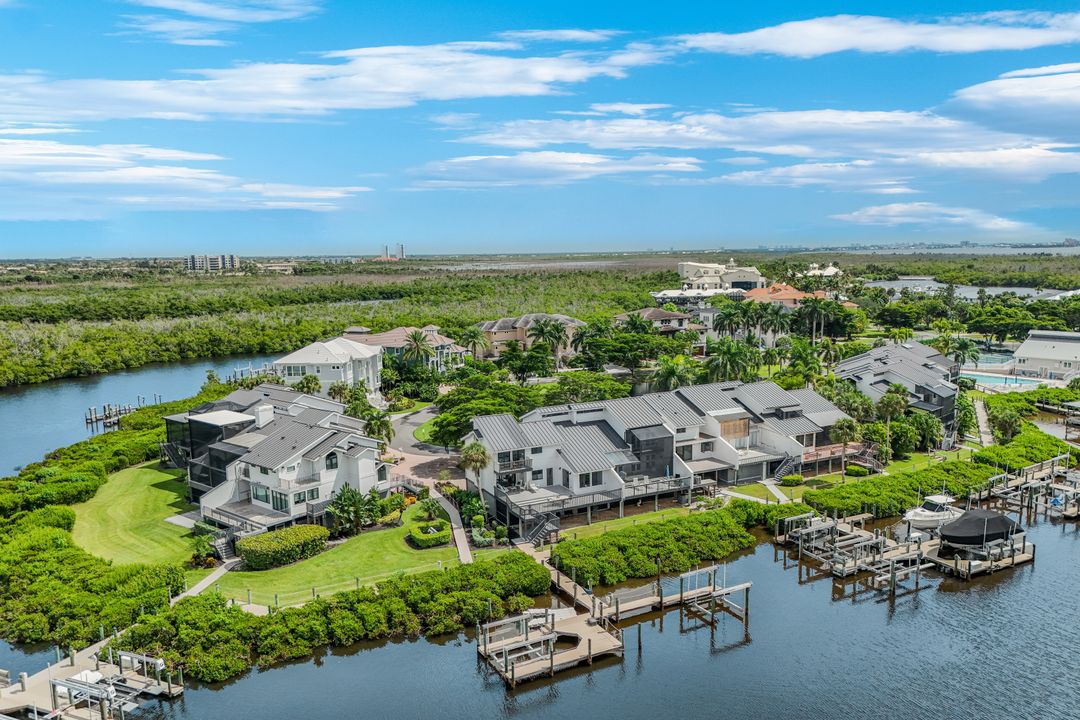 17036 Marina Cove Ln, Fort Myers, FL 33908