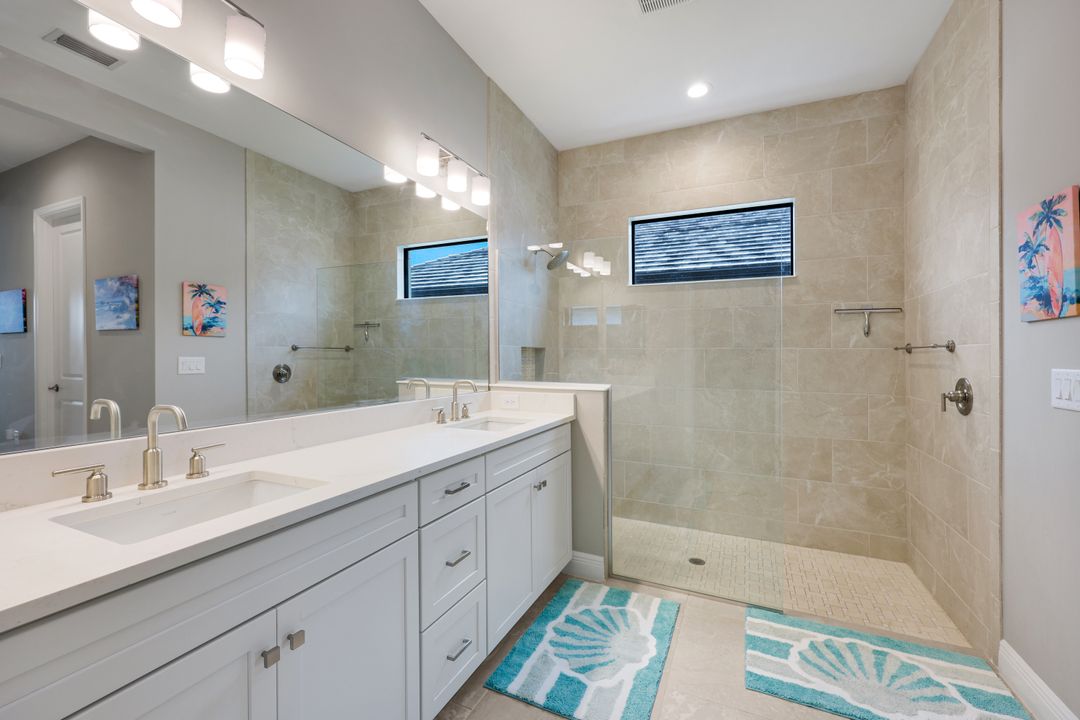 4065 Aquila Pl, Naples, FL 34120