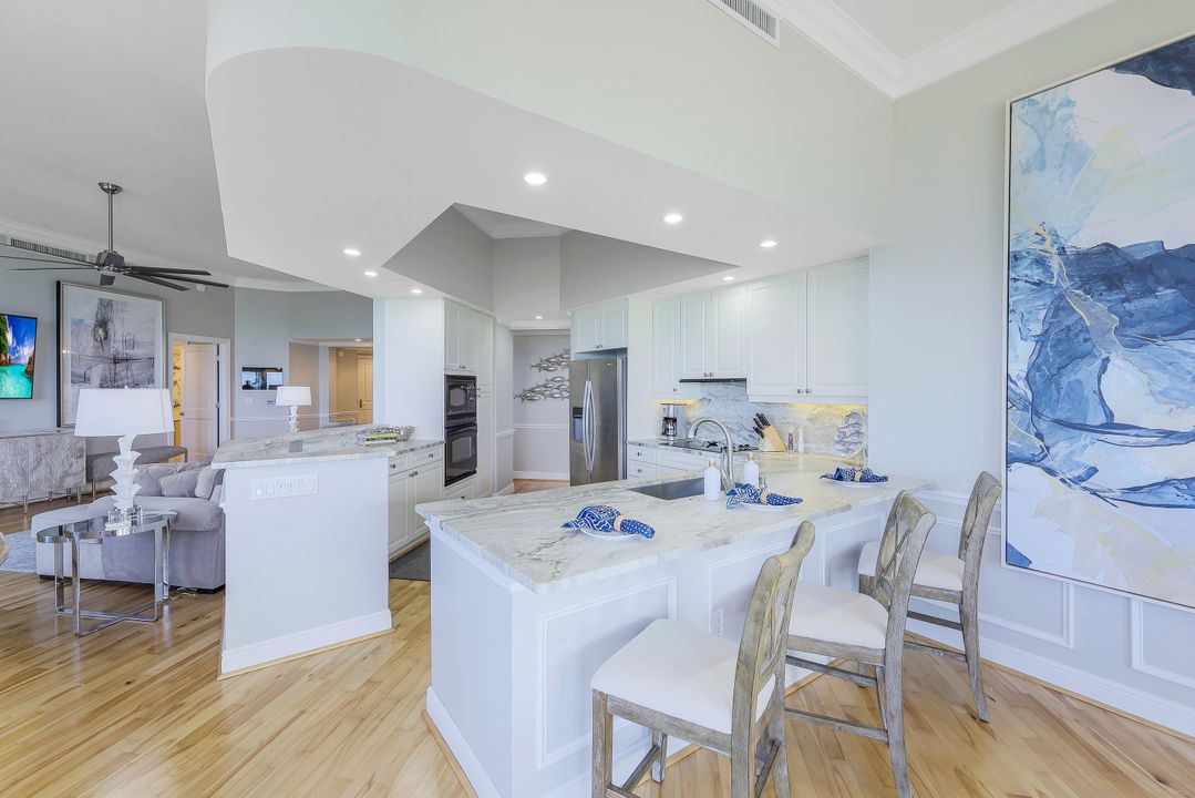 1060 Borghese Ln #2002, Naples, FL 34114