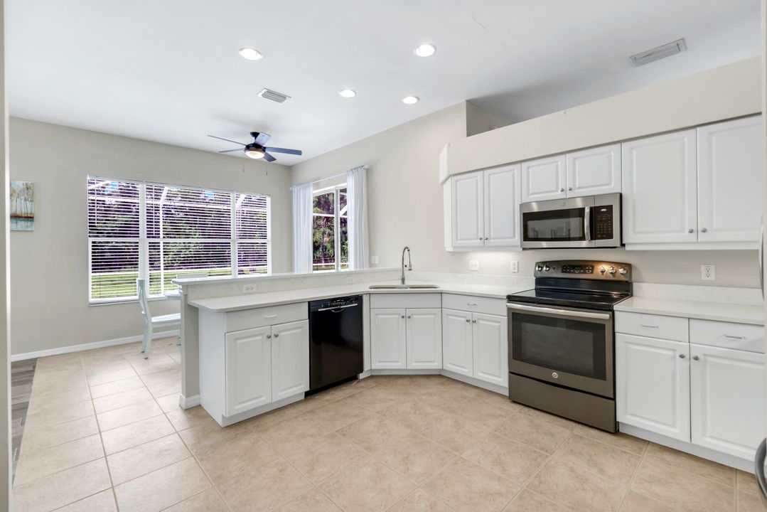 25566 Luci Dr, Bonita Springs, FL 34135