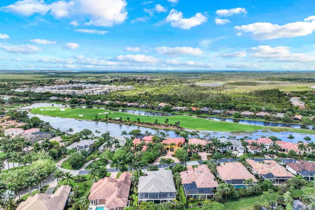 3828 Isla Del Sol Way, Naples, FL 34114