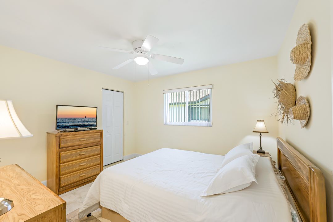 5032 Skyline Blvd, Cape Coral, FL 33914