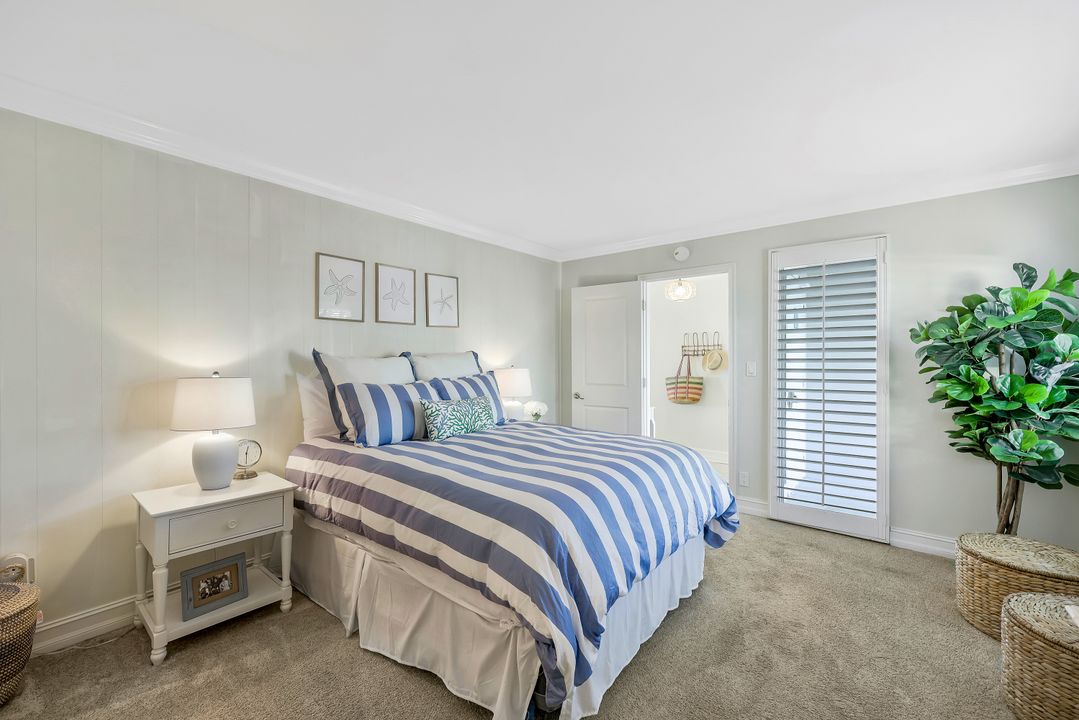 3443 Gulf Shore Blvd N #3044, Naples, FL 34103