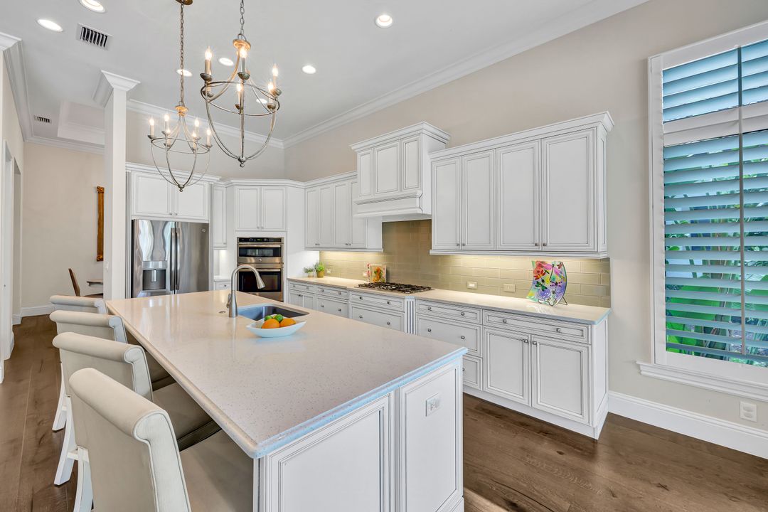 28864 Blaisdell Dr, Naples, FL 34119