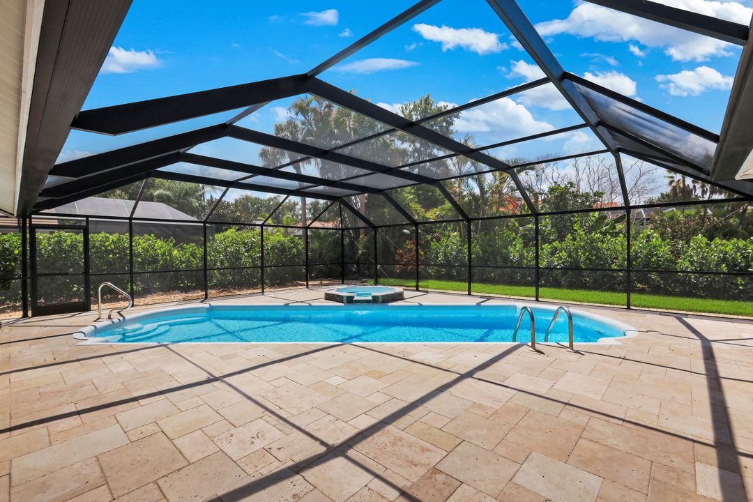 235 Silverado Dr, Naples, FL 34119