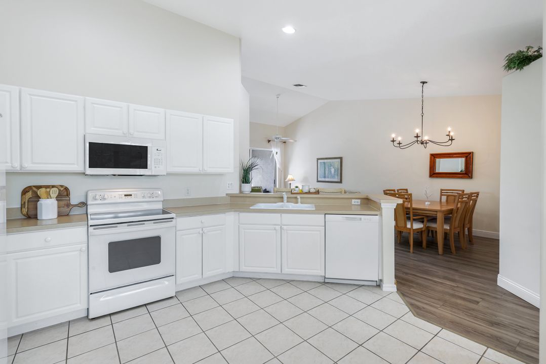 9331 Spring Run Blvd, Bonita Springs, FL 34135