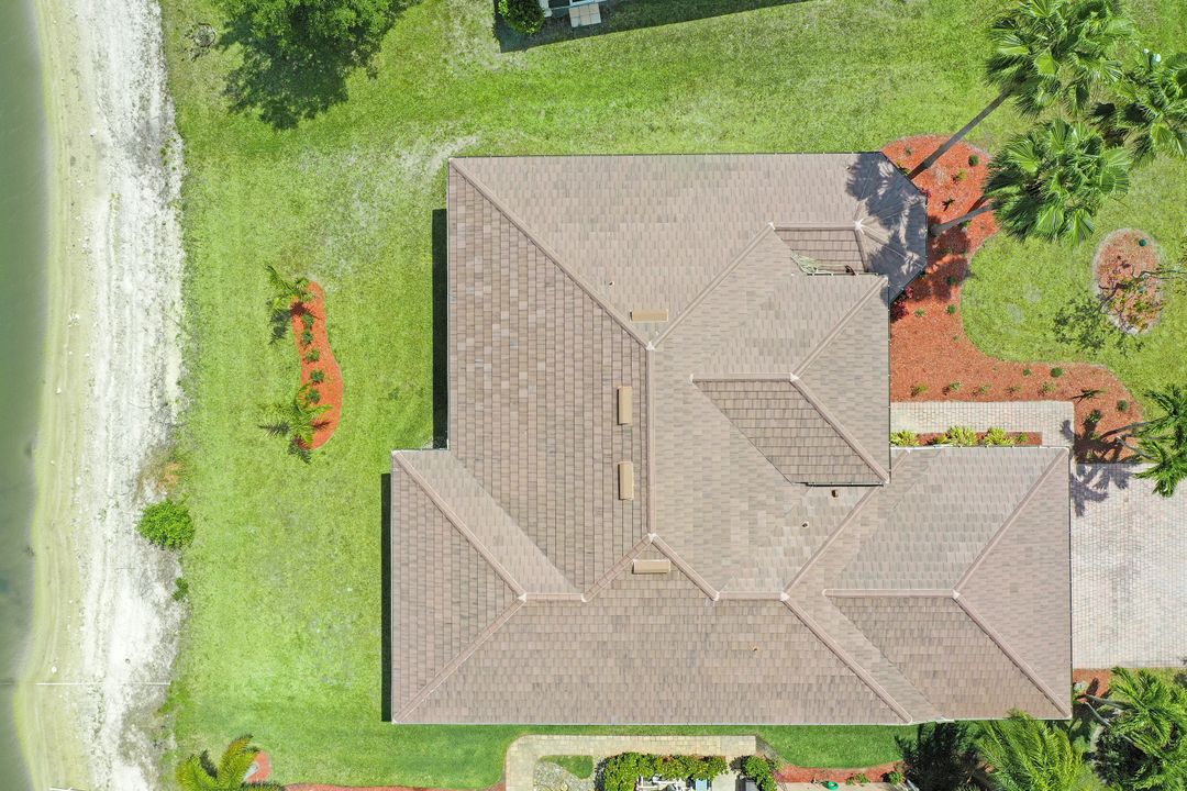 985 Chesapeake Bay Ct, Naples, FL 34120