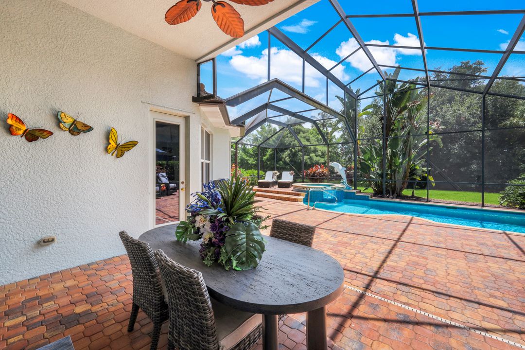 19736 Maddelena Cir, Fort Myers, FL 33967