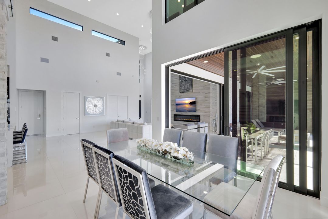 1110 Lenox Ct, Cape Coral, FL 33904