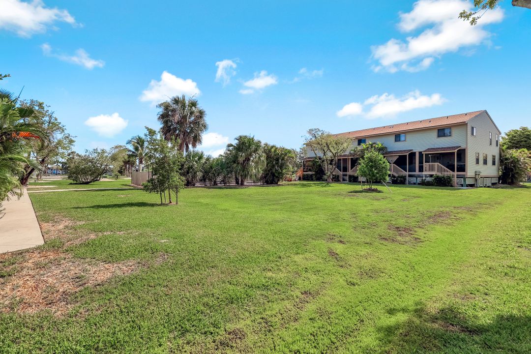 13532 Siesta Pines Ct #5, Fort Myers, FL 33908