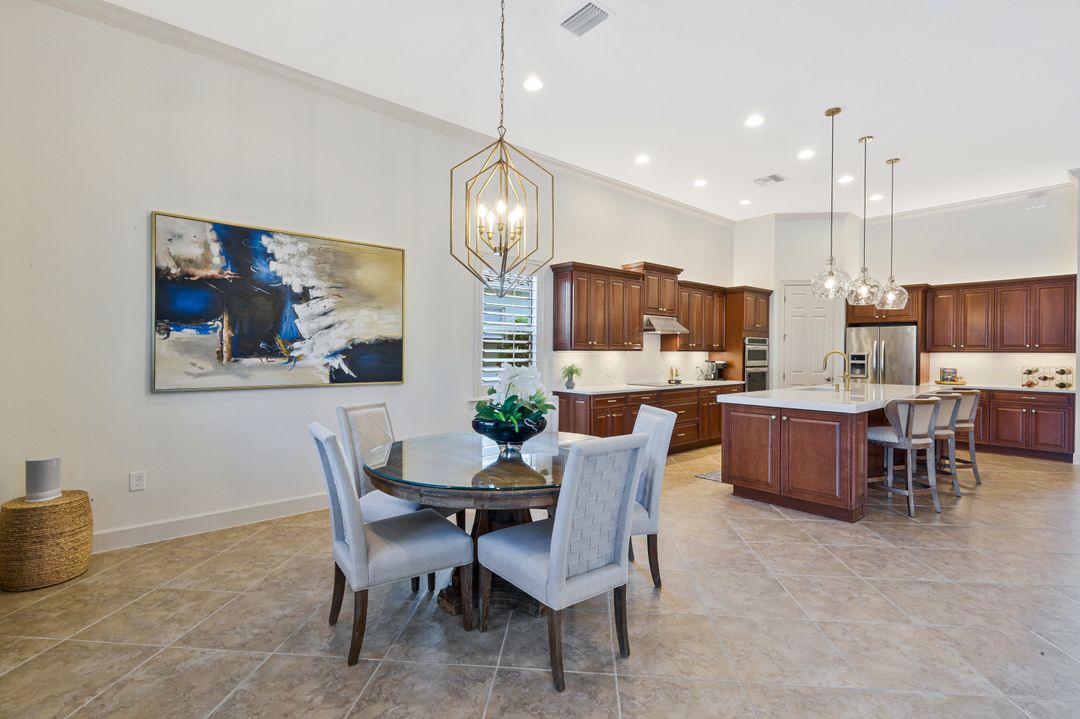 9298 Quarry Dr, Naples, FL 34120