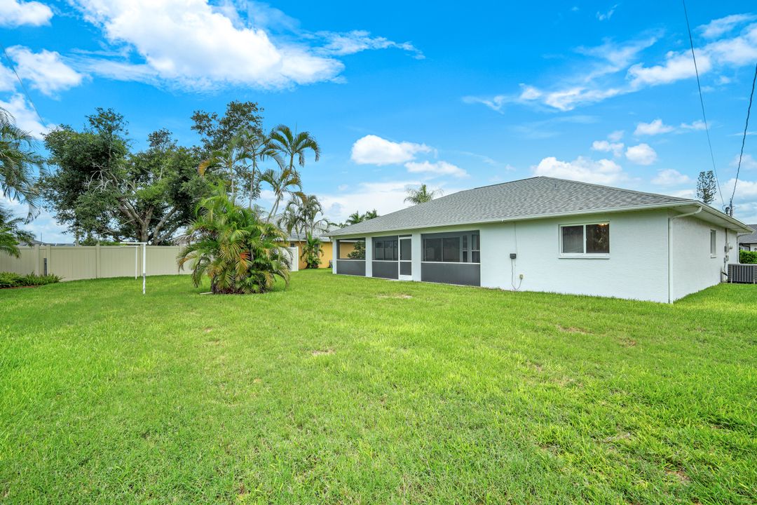 204 SE 19th Terrace, Cape Coral, FL 33990