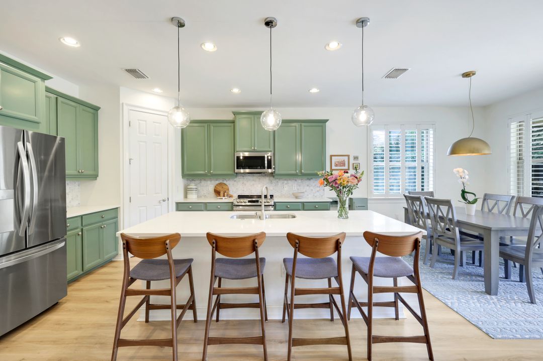 16357 Aberdeen Wy, Naples, FL 34110