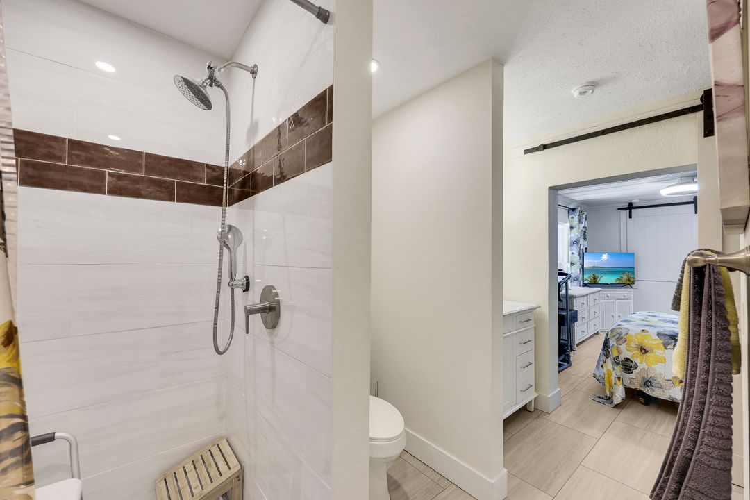 130 Greenbrier St, Marco Island, FL 34145