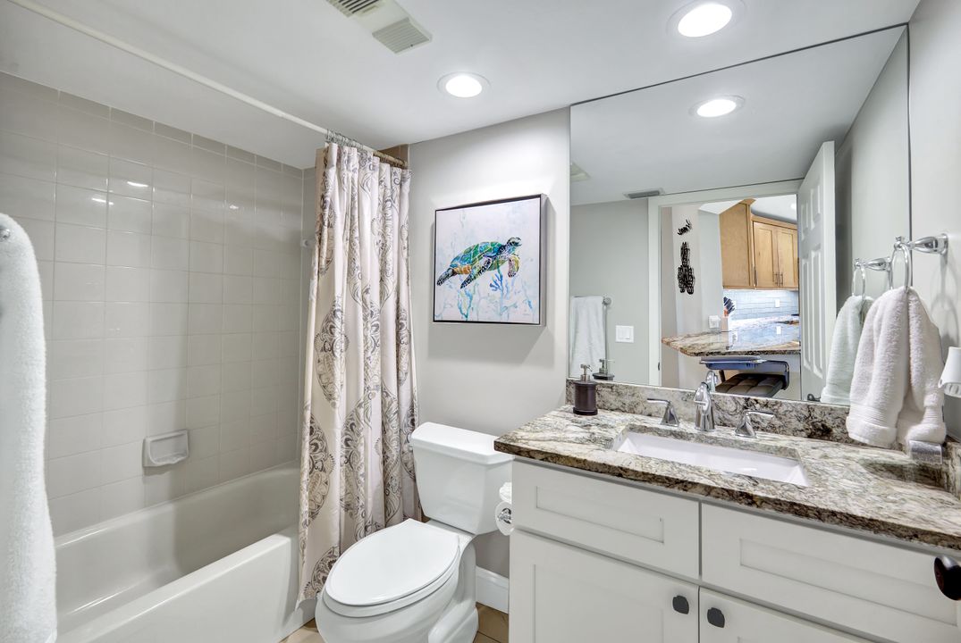 360 Horse Creek Dr #307, Naples, FL 34110