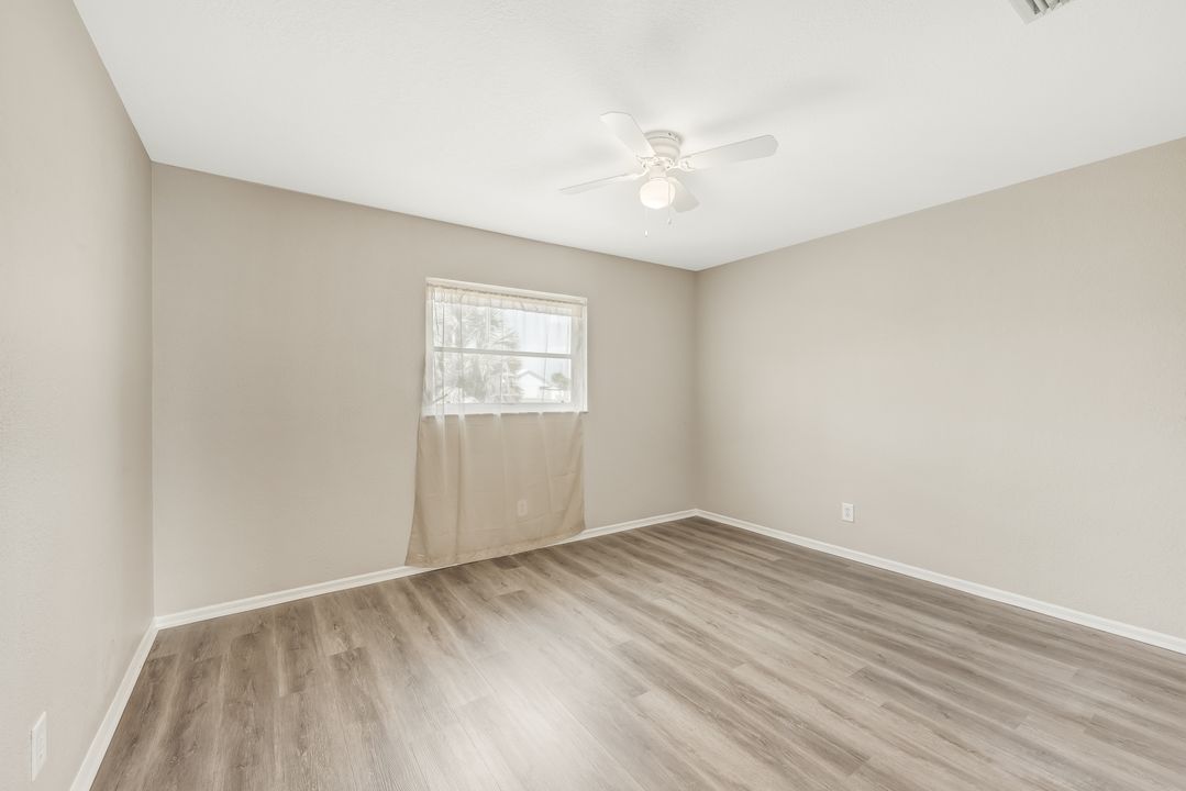 1913 NE 4th Ter, Cape Coral, FL 33909