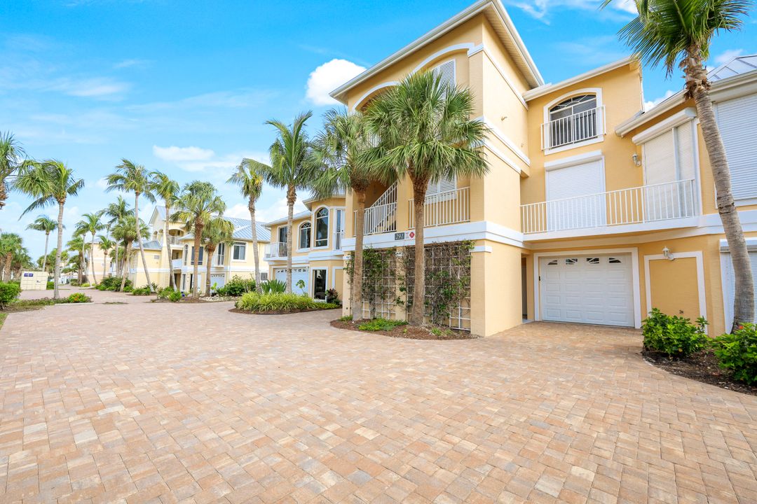 291 Lenell Rd #8C, Fort Myers Beach, FL 33931