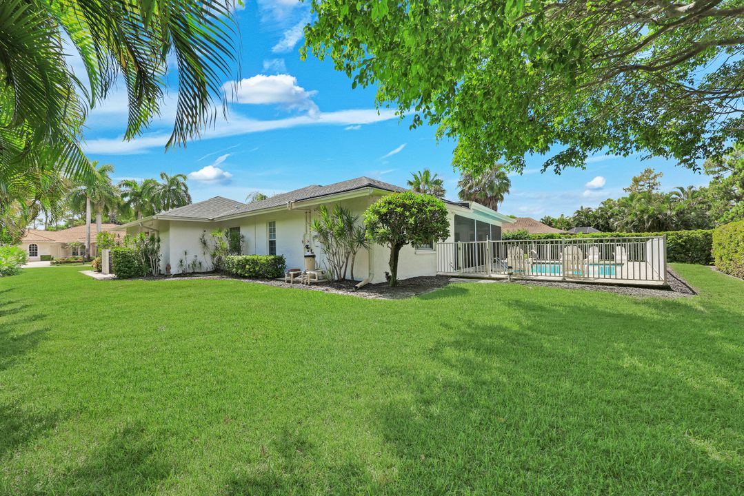 1839 Imperial Golf Course Blvd, Naples, FL 34110
