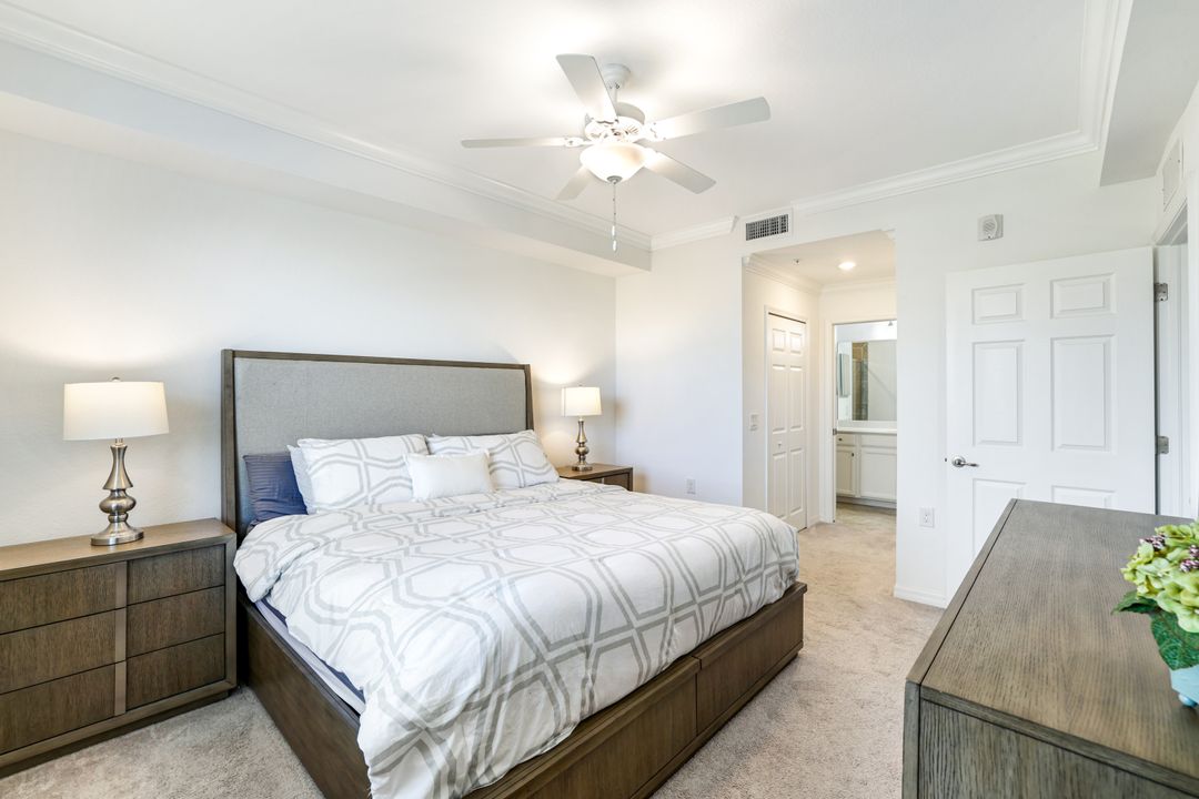 9590 Trevi Ct  #5334, Naples, FL 34113