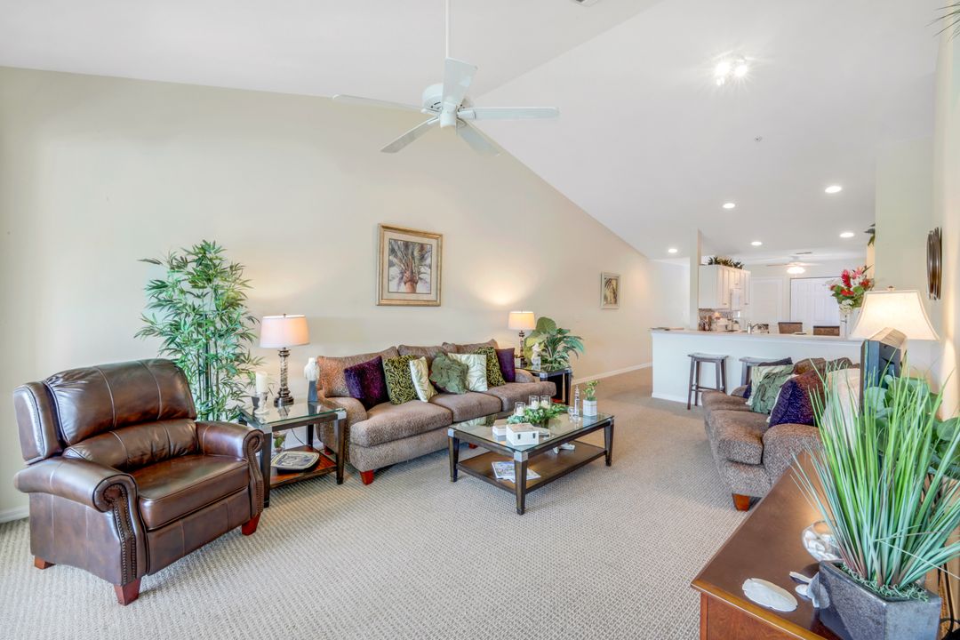 4920 Deerfield Way #202, Naples, FL 34110
