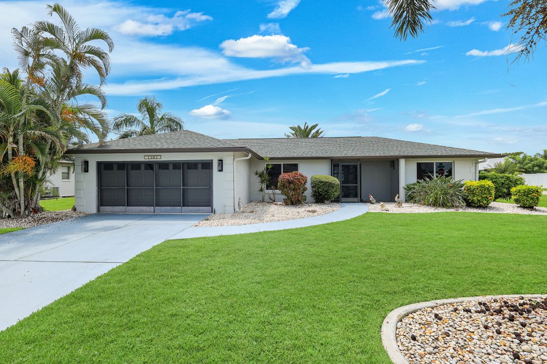 1202 SE 14th Terrace, Cape Coral, FL 33990