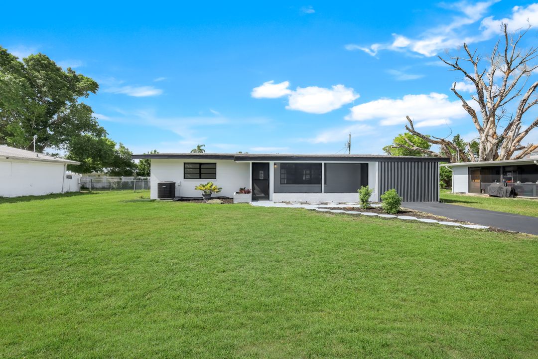 2118 Aldridge Ave, Fort Myers, FL 33907
